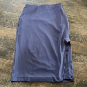 Express scuba straight skirt size medium